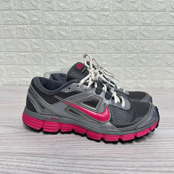 Nike Dual Fusion ST 2 Shoes Womens Size 8.5 Metallic Gray Pink Low Top Athletic - Picture 1 of 9